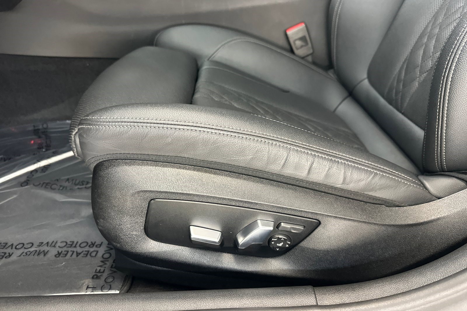 Certified 2022 BMW 540i w/ Convenience Package image 14