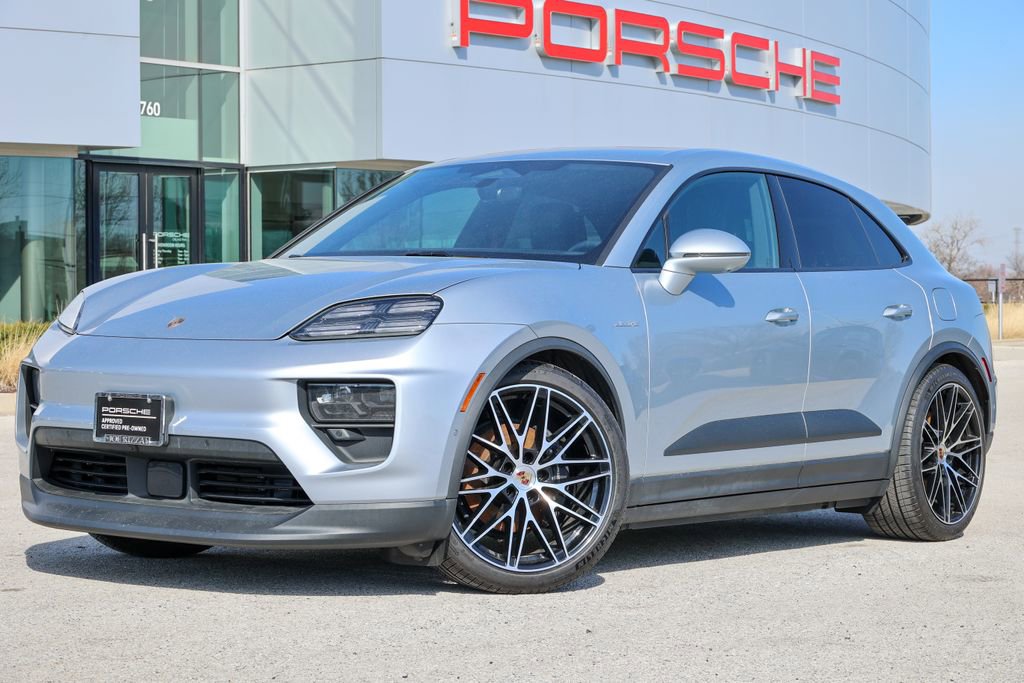 Certified 2025 Porsche Macan 4 Electric image 9