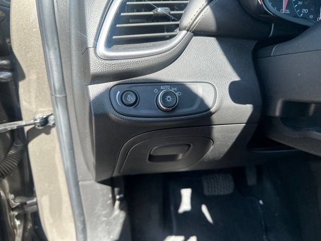 Used 2021 Chevrolet Trax LS w/ Tint and Cruise Package AWD/4WD image 12
