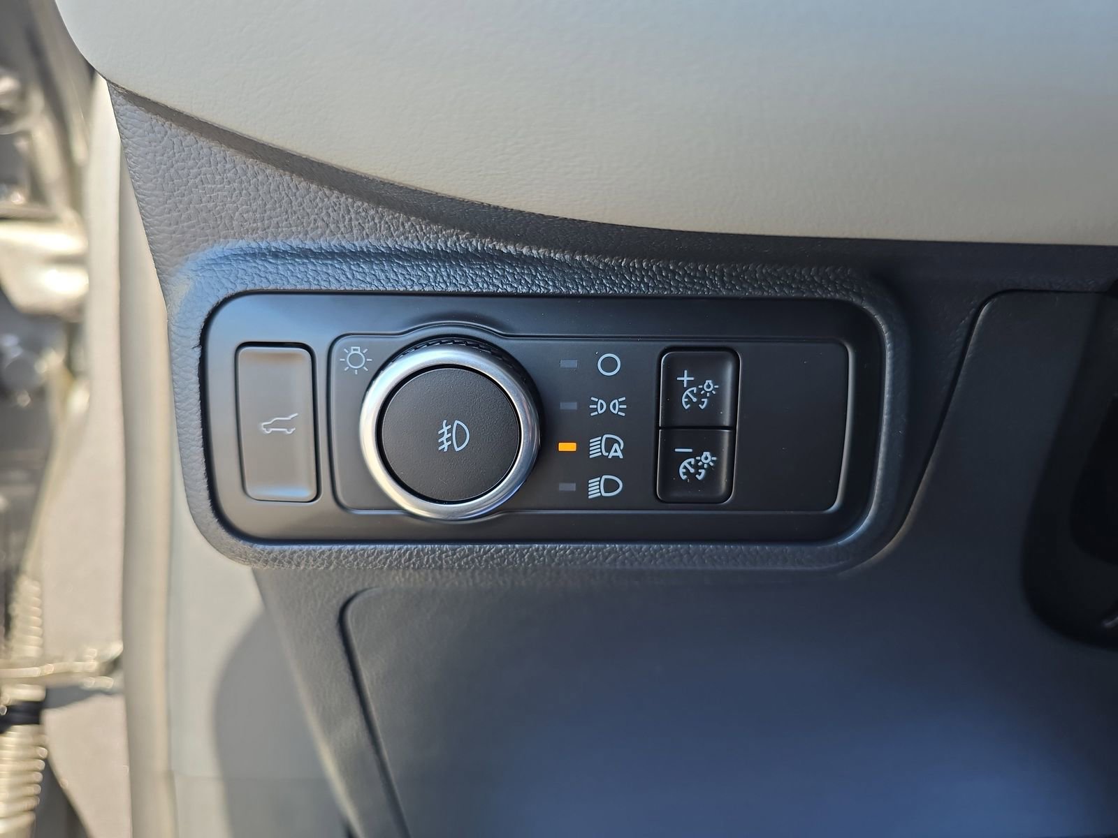 New 2026 Ford Explorer Active w/ Active Comfort Package RWD image 21