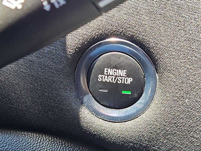 Used 2021 Chevrolet Malibu LT FWD image 16