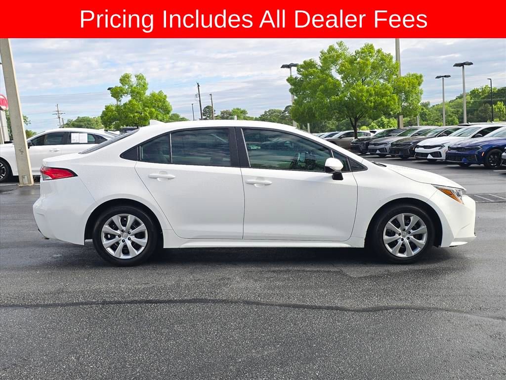 Used 2025 Toyota Corolla LE FWD video 2