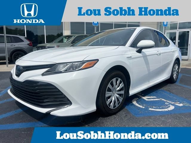 Used 2020 Toyota Camry LE FWD image 1