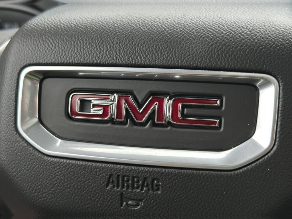 New 2026 GMC Yukon AT4 Ultimate w/ LPO, Floor Liner Package AWD/4WD image 58