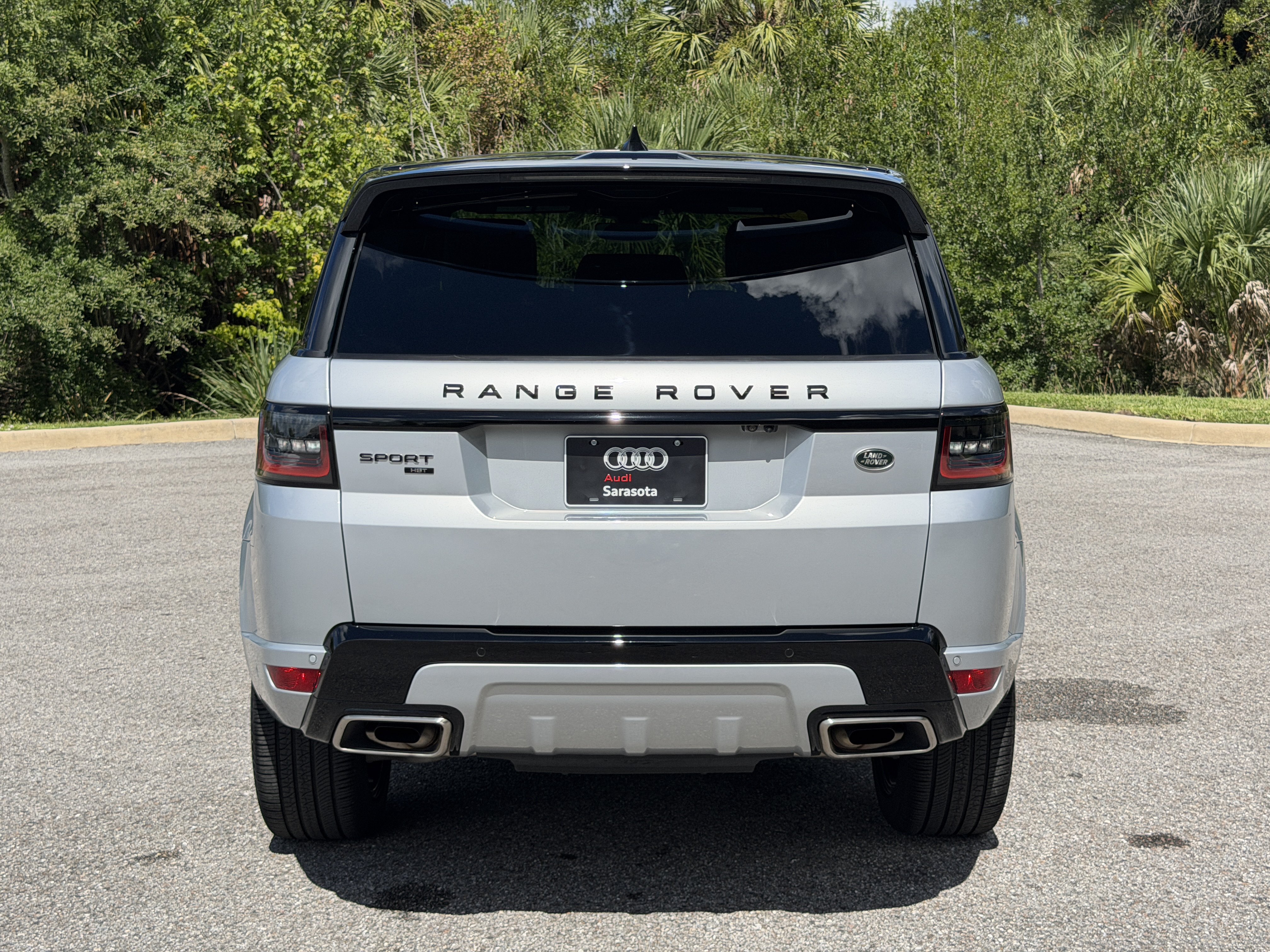 Used 2022 Land Rover Range Rover Sport HST AWD/4WD image 6