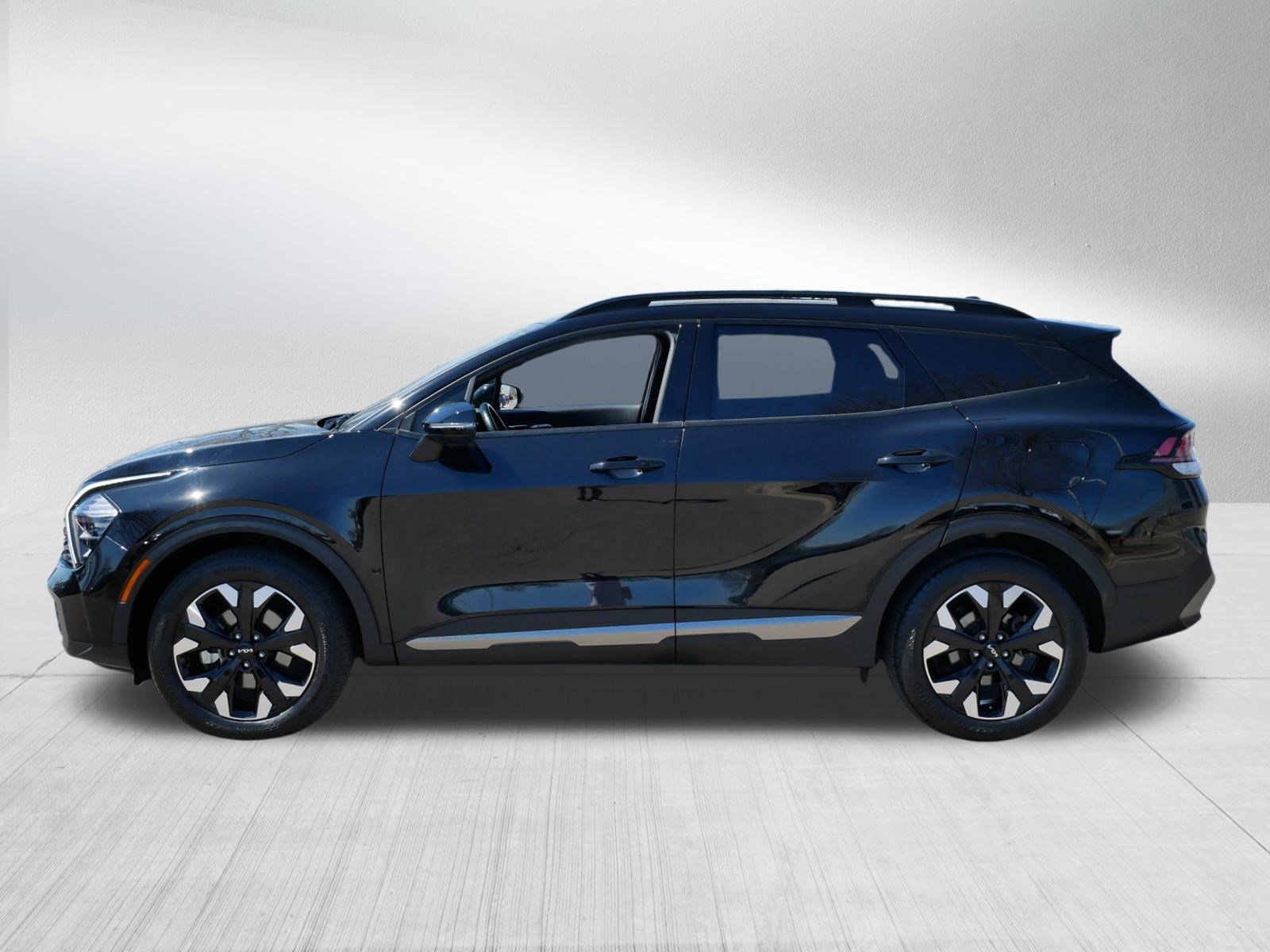 Used 2023 Kia Sportage X-Line w/ X-Line Premium Package AWD/4WD image 4
