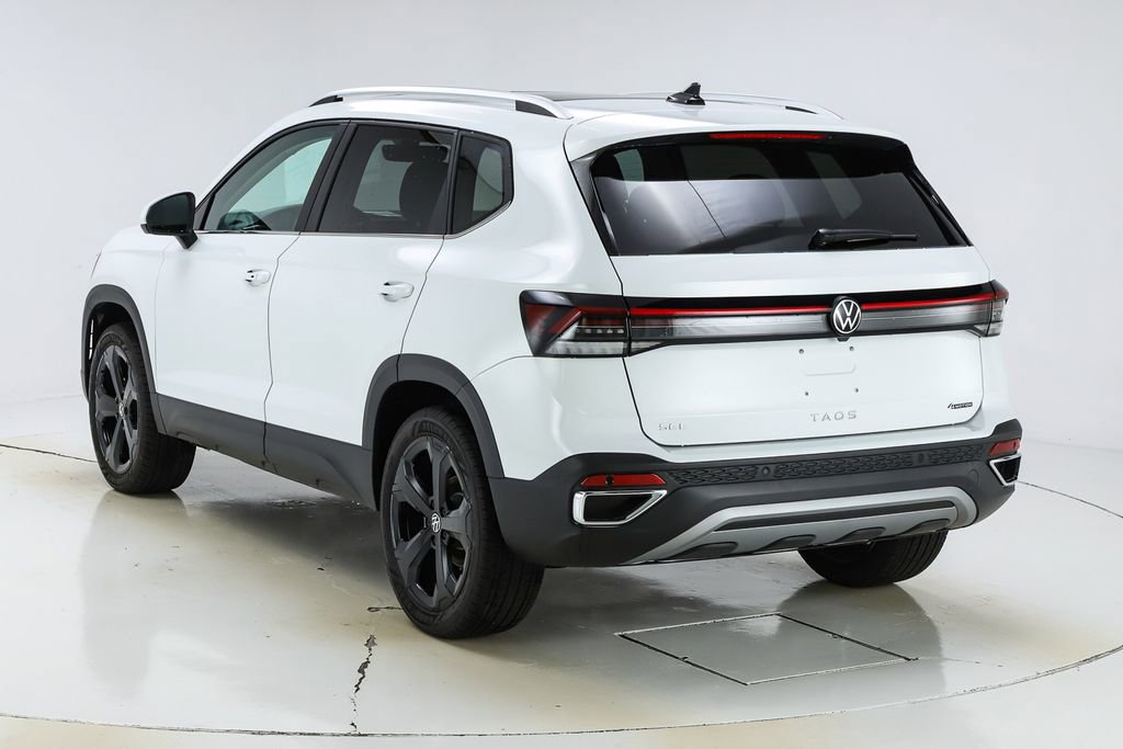 New 2026 Volkswagen Taos SEL image 45