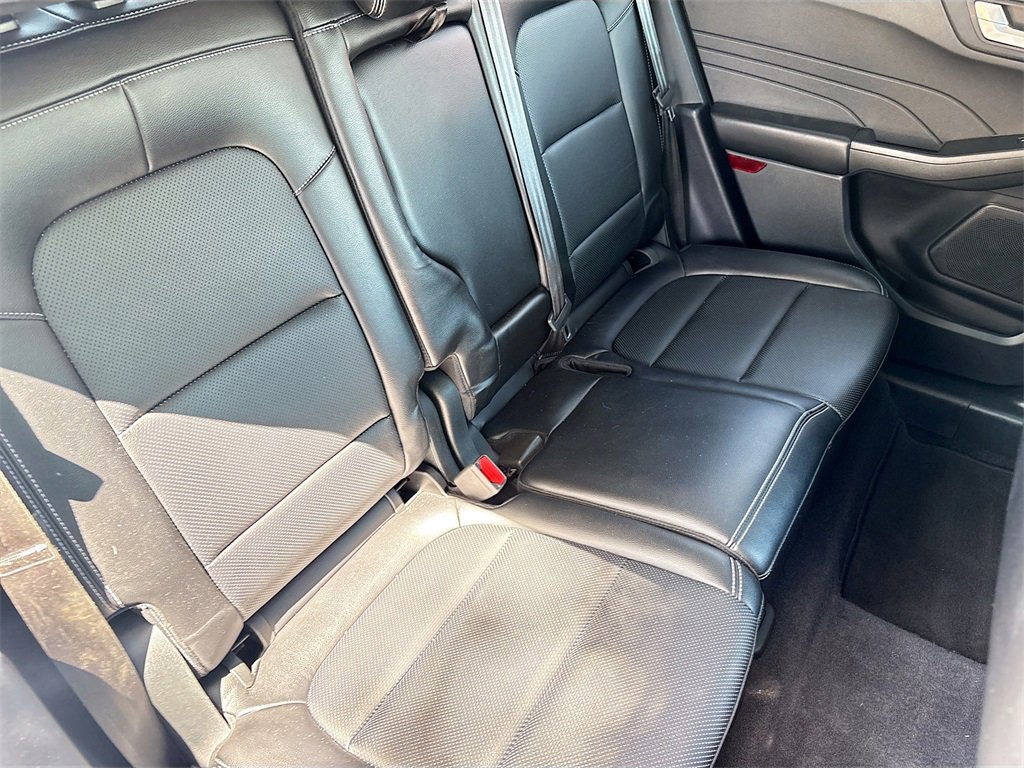 Used 2022 Ford Escape SEL image 25