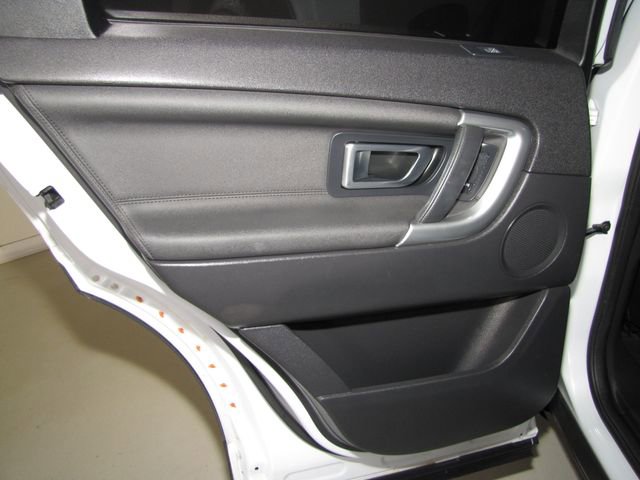 Used 2018 Land Rover Discovery Sport HSE AWD/4WD image 14