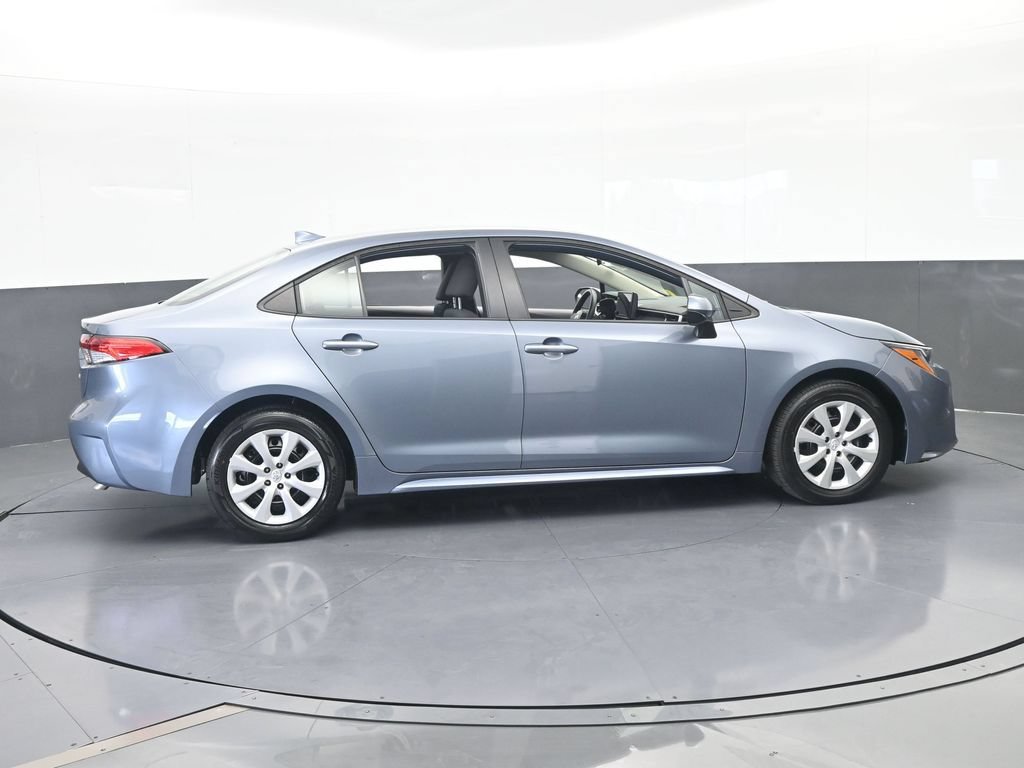 Used 2024 Toyota Corolla LE FWD image 7