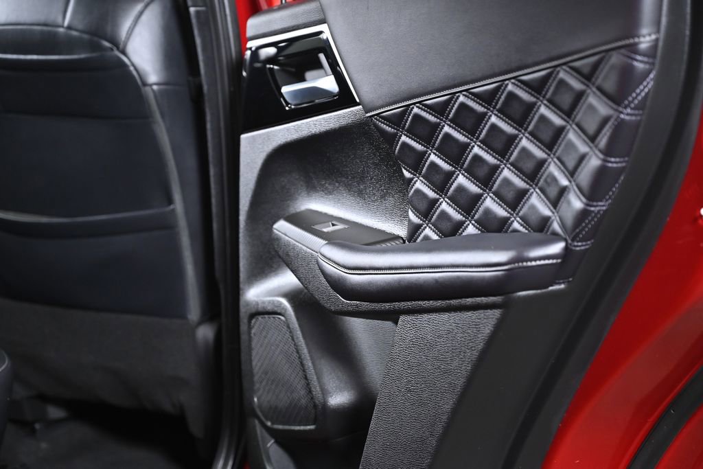 Used 2024 Mitsubishi Outlander SEL image 34