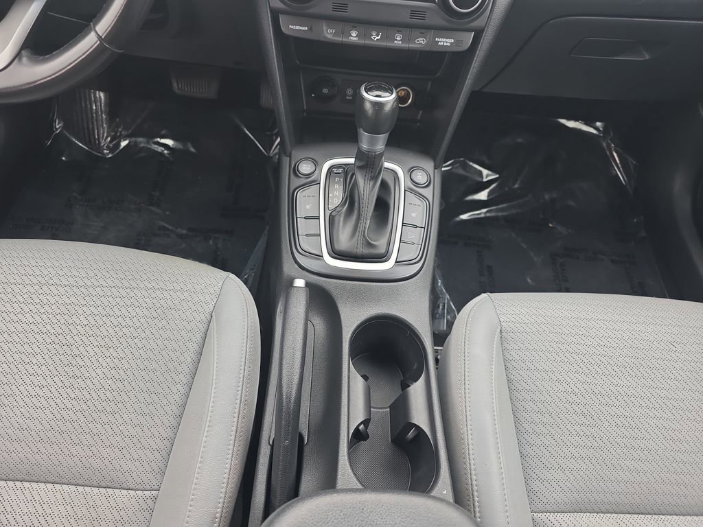 Used 2021 Hyundai Kona Limited AWD/4WD image 12