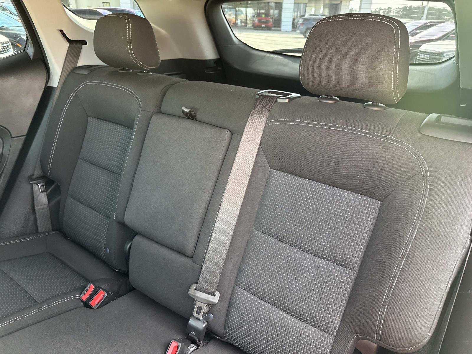 Used 2022 GMC Terrain SLE w/ Driver Convenience Package image 14