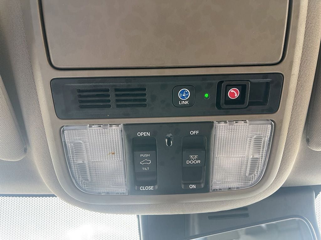 Used 2019 Honda Pilot Touring image 36