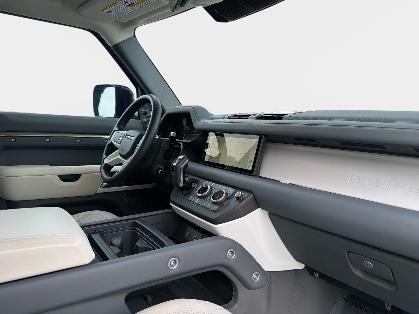 Used 2024 Land Rover Defender 110 S AWD/4WD image 25