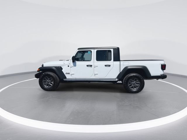 Certified 2025 Jeep Gladiator Sport AWD/4WD image 5