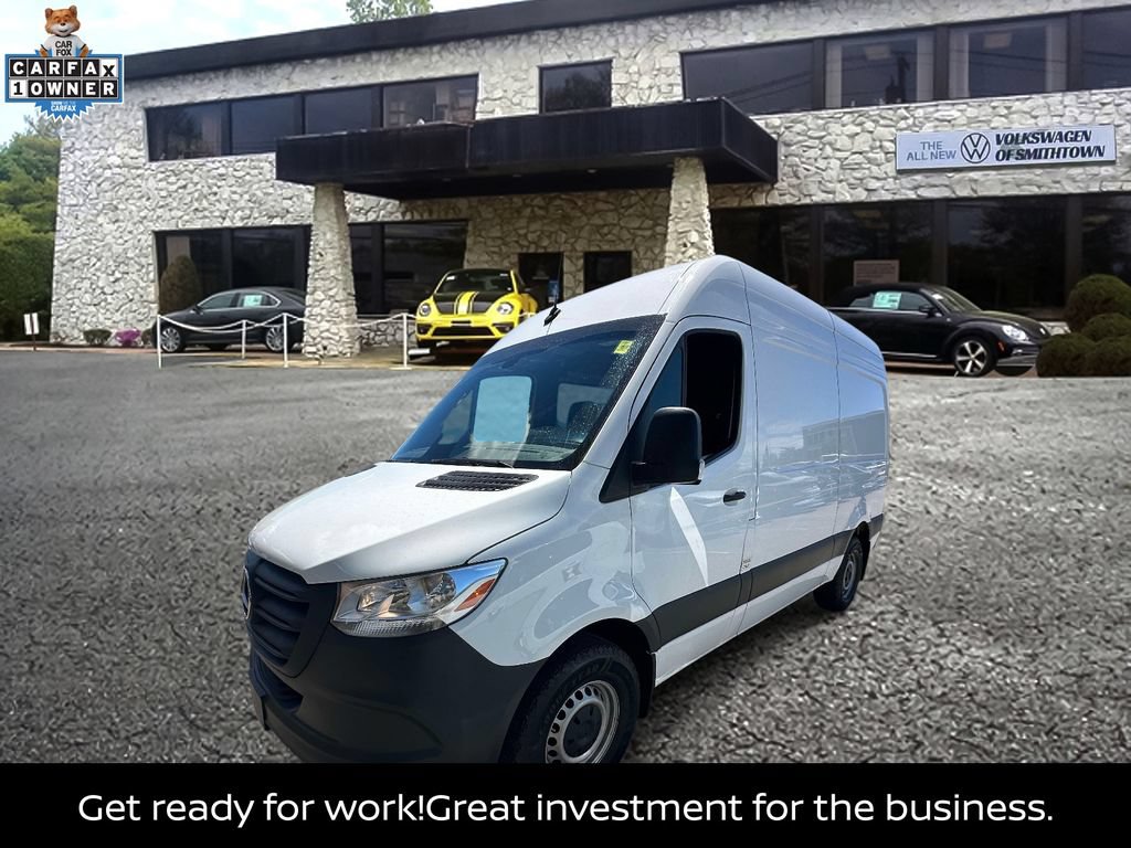 Used 2025 Mercedes-Benz Sprinter 2500 image 2