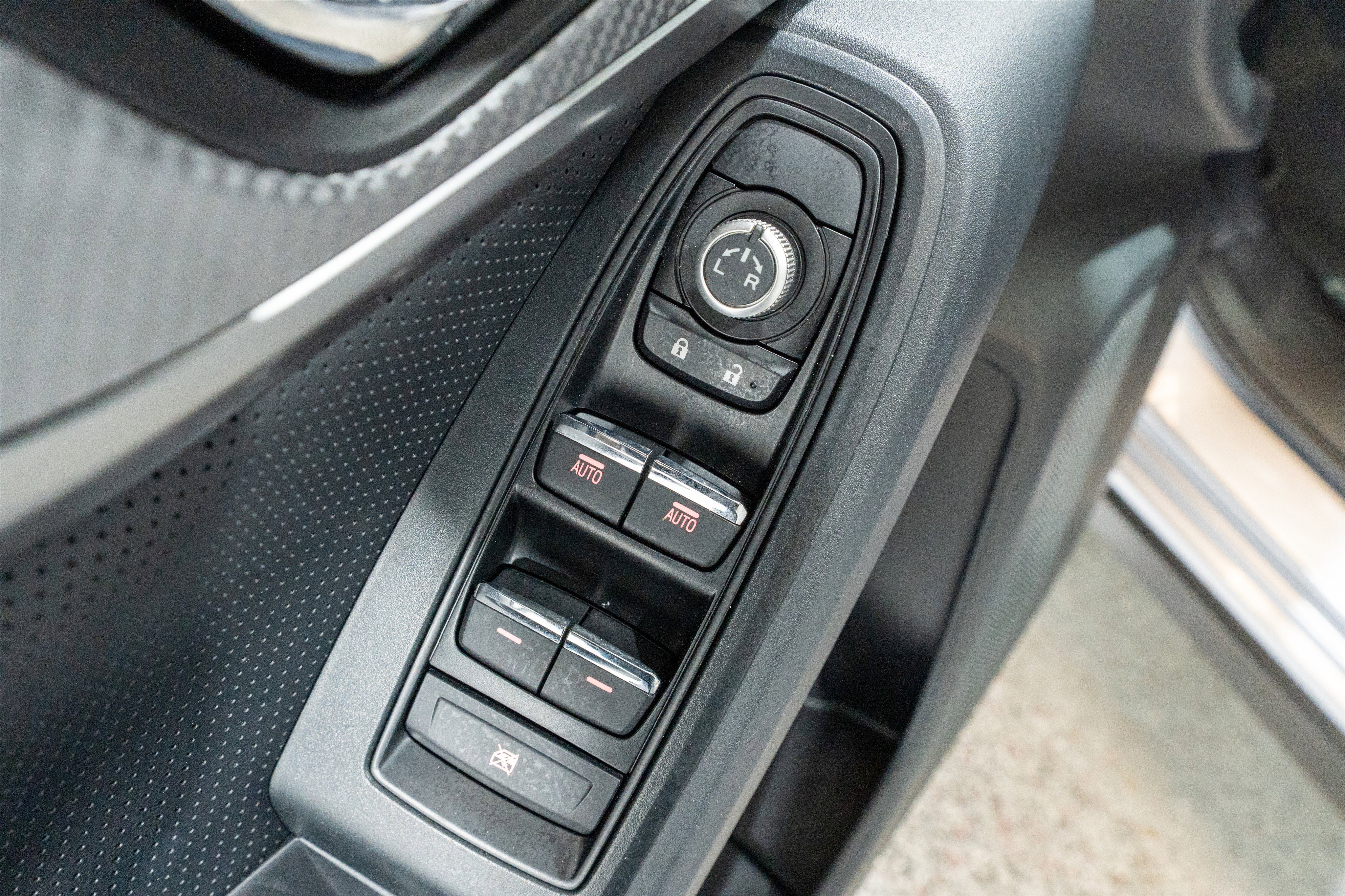 Used 2023 Subaru Crosstrek 2.5i Limited w/ Moonroof Package image 13