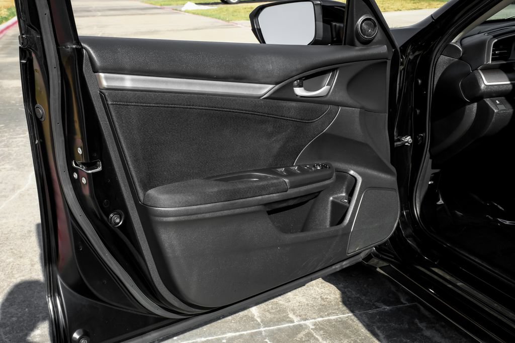 Used 2018 Honda Civic EX image 48