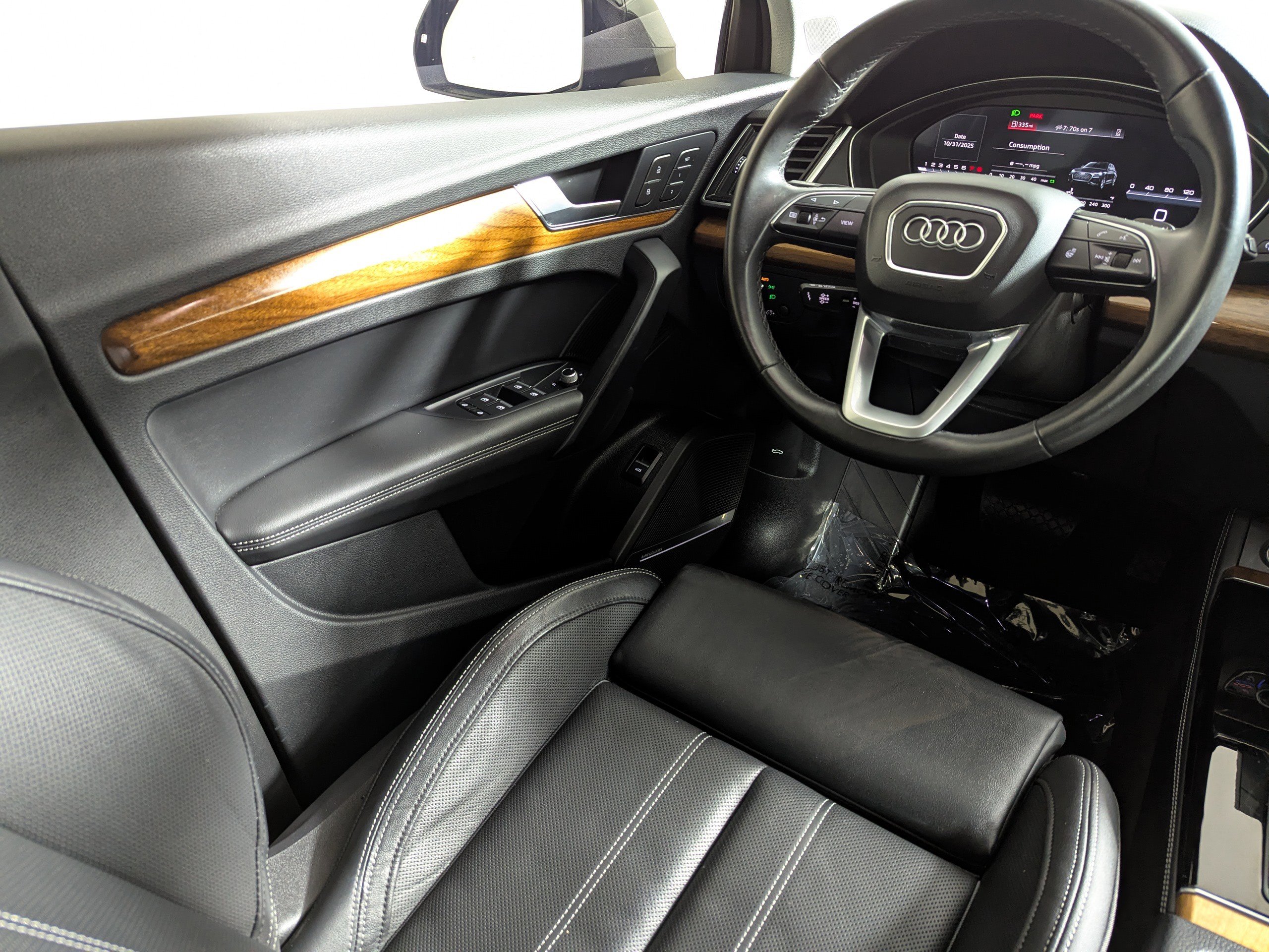 Certified 2023 Audi Q5 2.0T Premium Plus w/ Premium Plus Package image 9