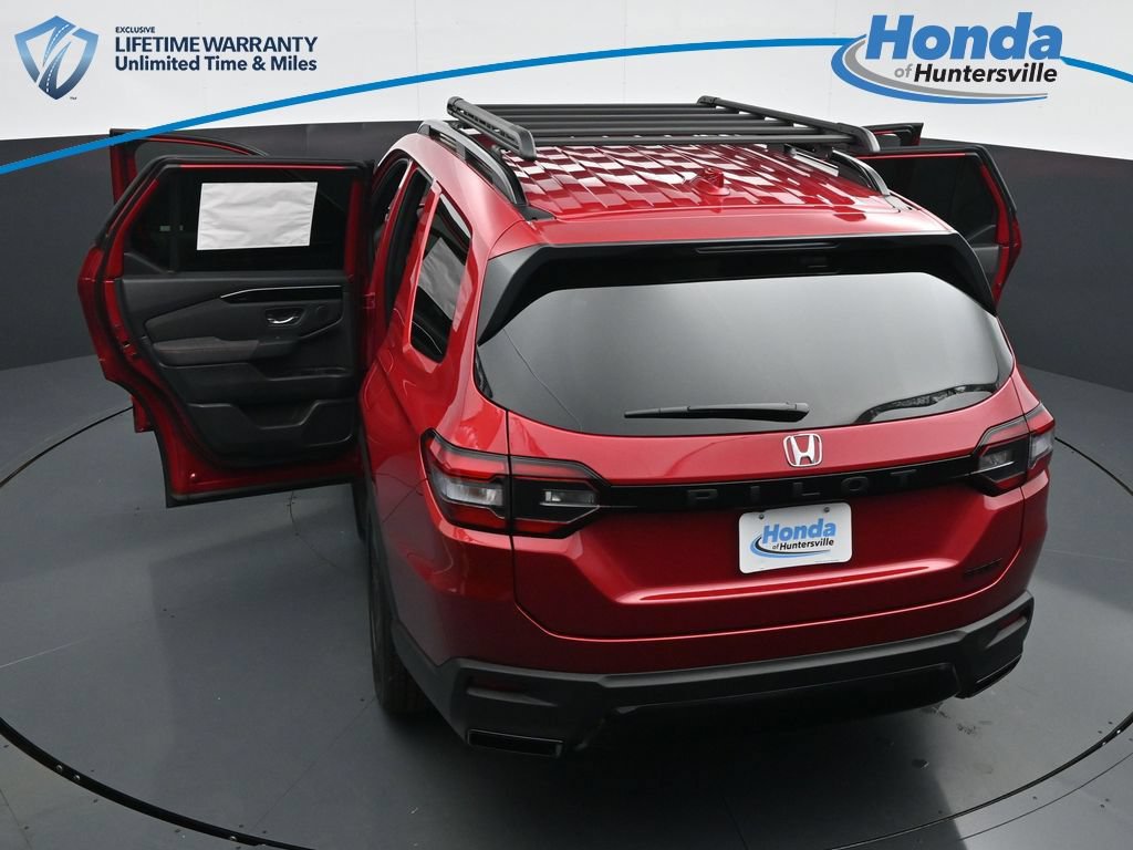 New 2026 Honda Pilot Sport image 35