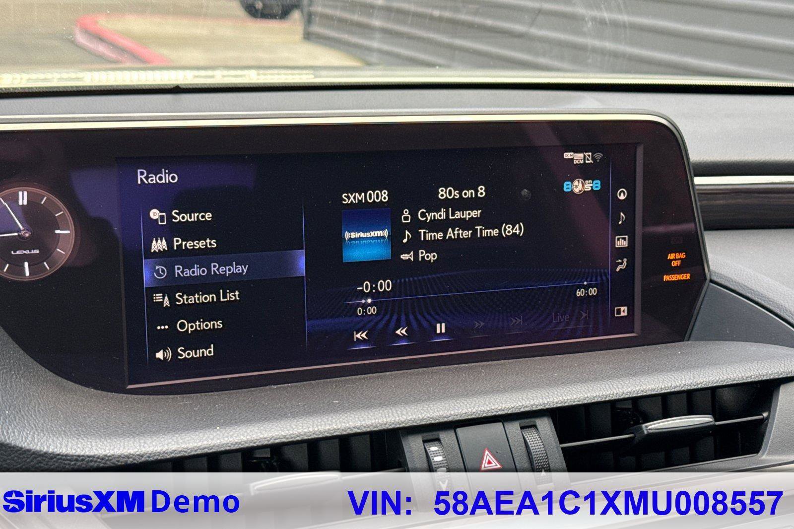 Used 2021 Lexus ES 300h w/ Accessory Package 2 image 28