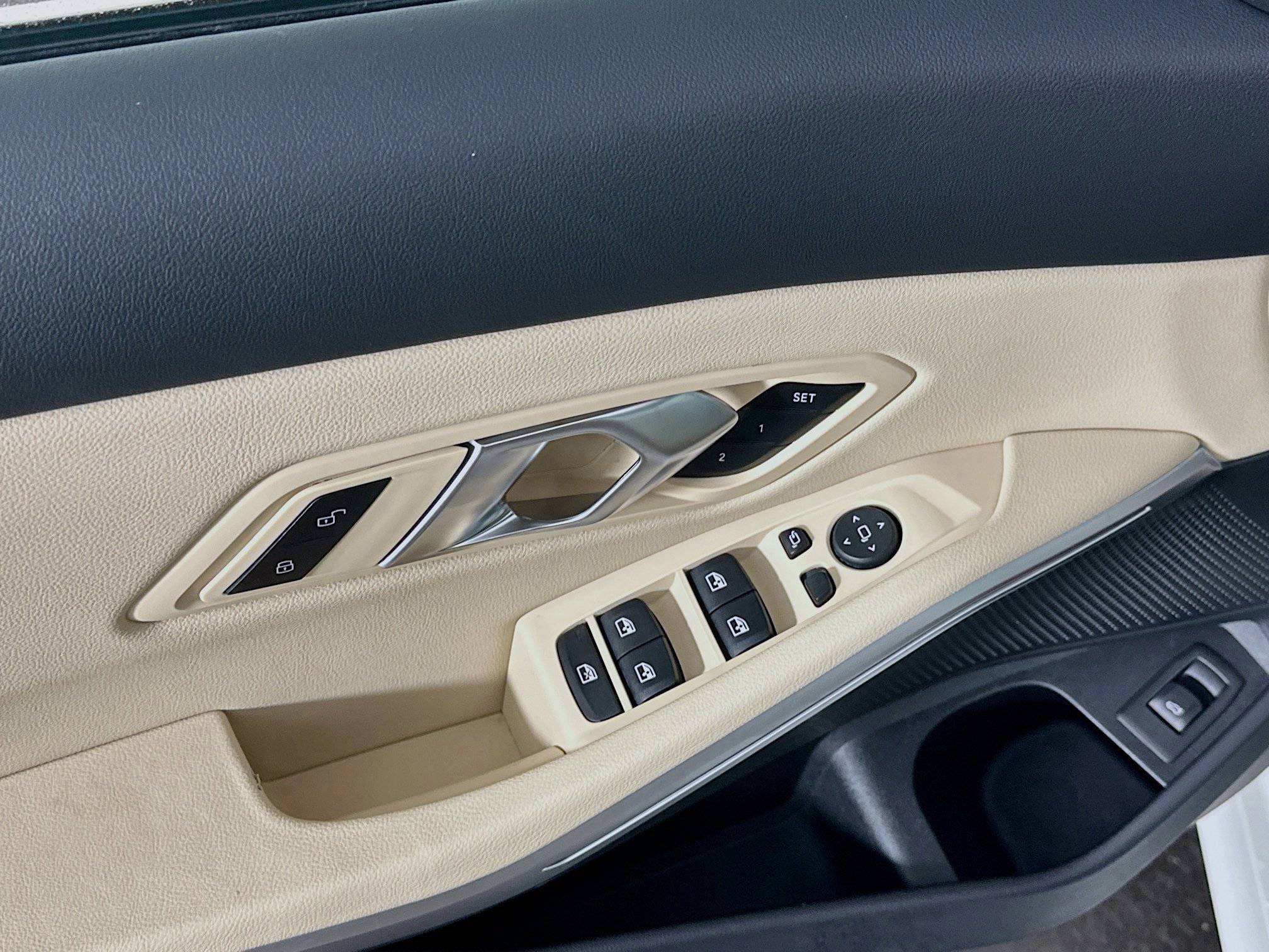 Used 2025 BMW 330i 330i image 15