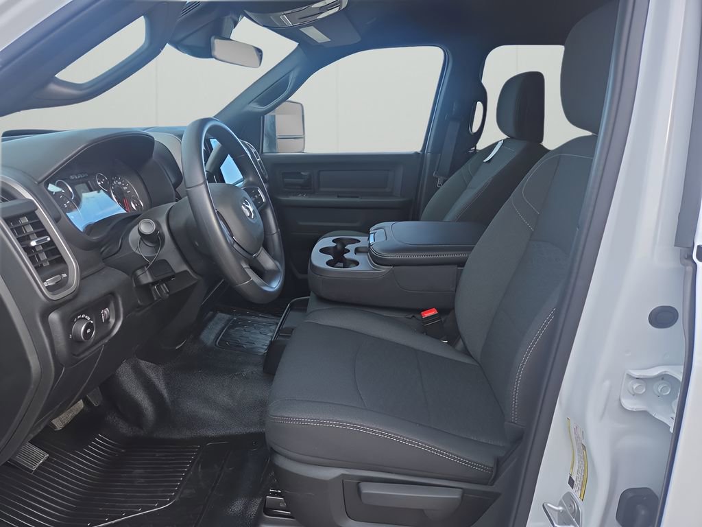 New 2026 RAM 5500 Tradesman w/ Chrome Appearance Group image 11