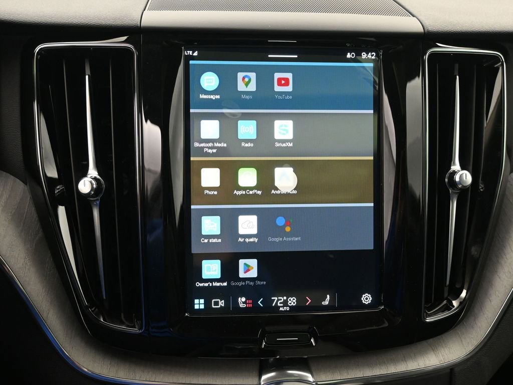 New 2025 Volvo XC60 B5 Plus w/ Protection Package Premier image 15