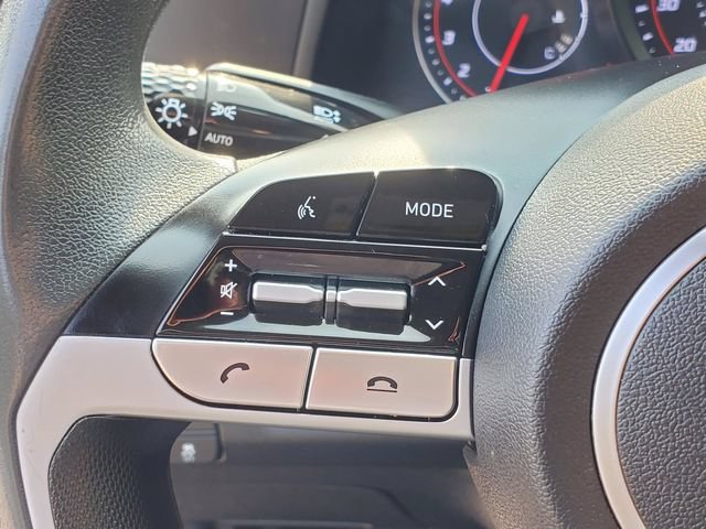 Used 2023 Hyundai Elantra SEL FWD image 14