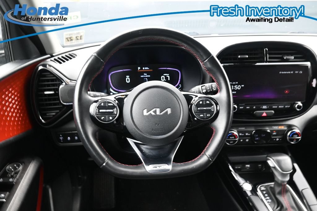 Used 2023 Kia Soul GT-Line FWD image 16