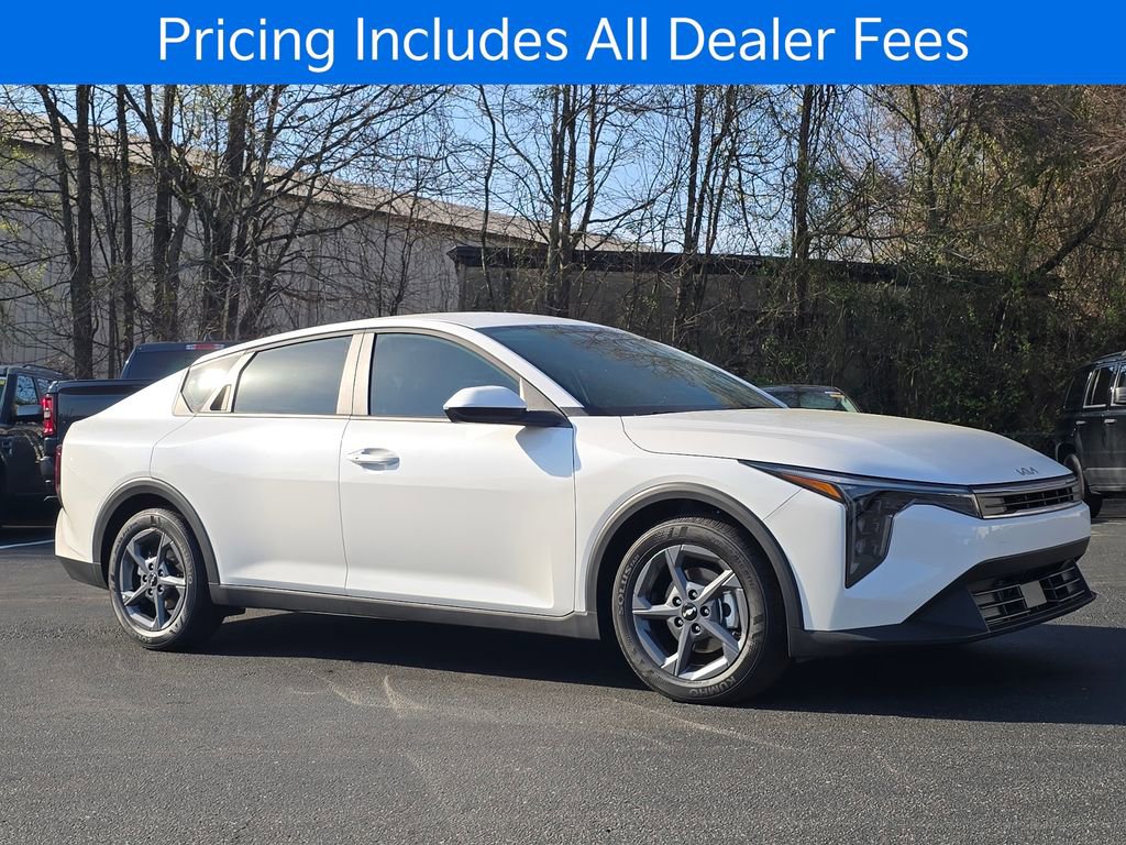 New 2026 Kia K4 FWD image 1