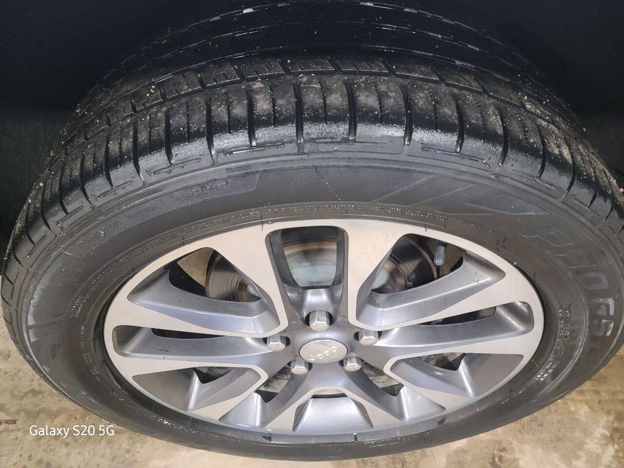 Used 2018 Jeep Grand Cherokee Overland image 14