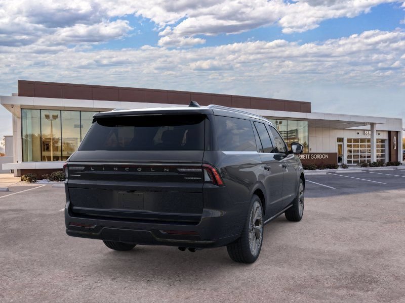 New 2026 Lincoln Navigator L Black Label AWD/4WD image 8