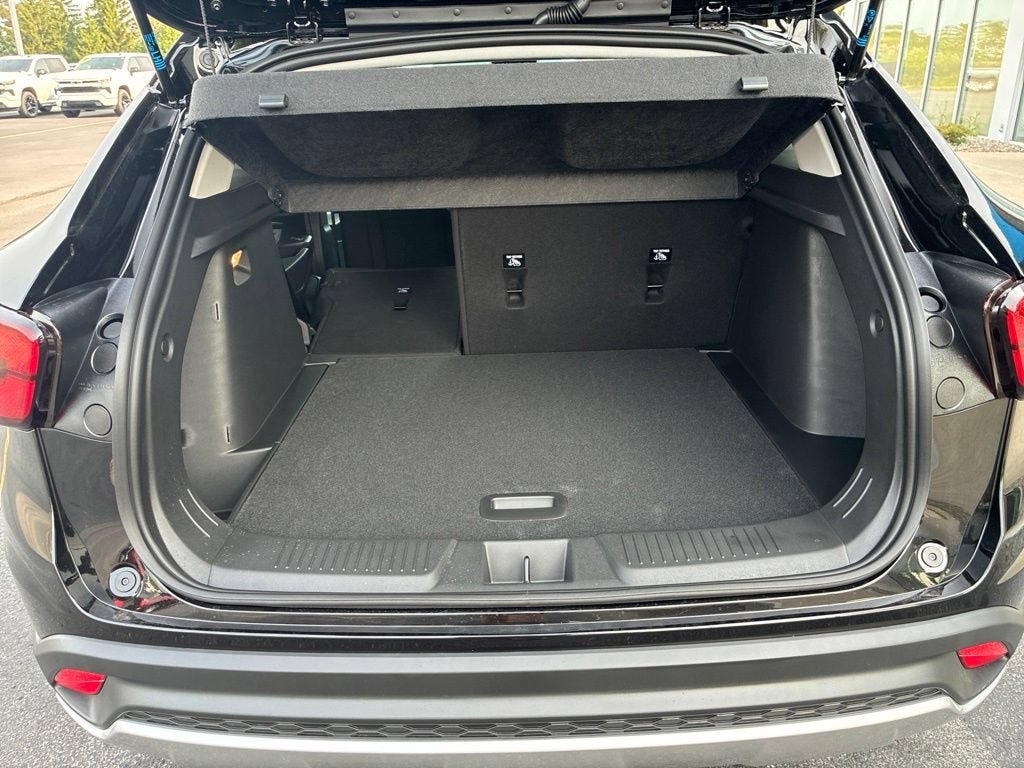 New 2026 Chevrolet Trax LT w/ LT Convenience Package FWD image 26