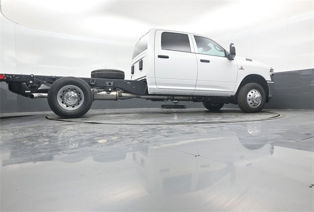 New 2026 RAM 3500 Tradesman w/ Chrome Appearance Group image 39