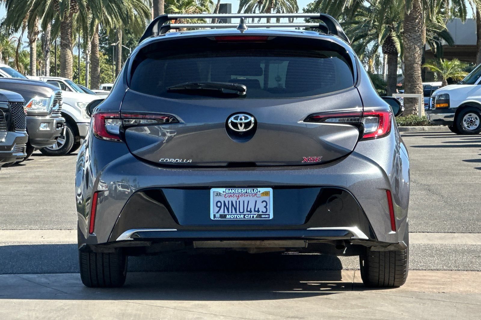 Used 2025 Toyota Corolla XSE FWD image 5