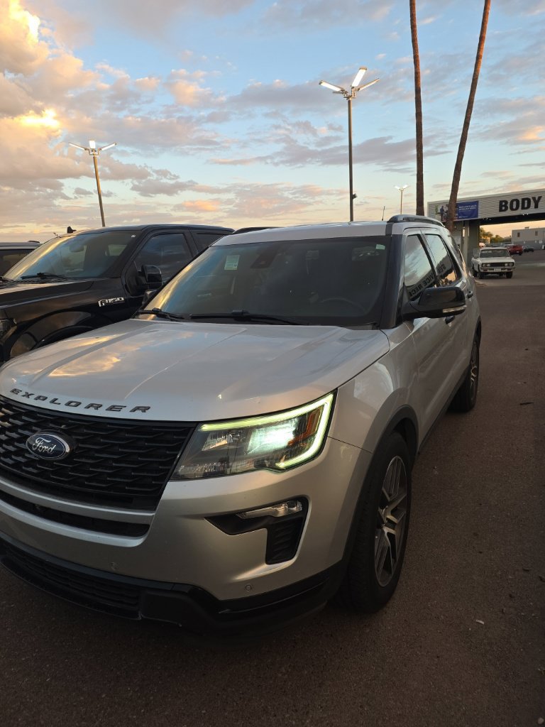 Used 2018 Ford Explorer Sport w/ Equipment Group 401A AWD/4WD image 3