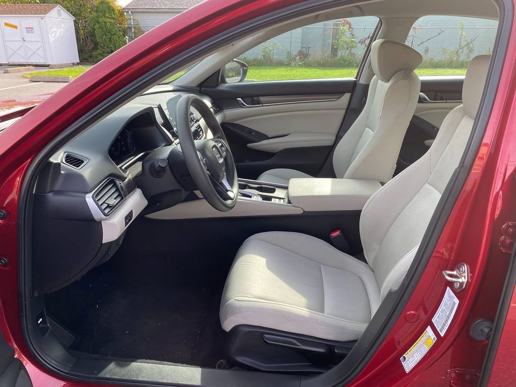 Used 2019 Honda Accord LX image 12