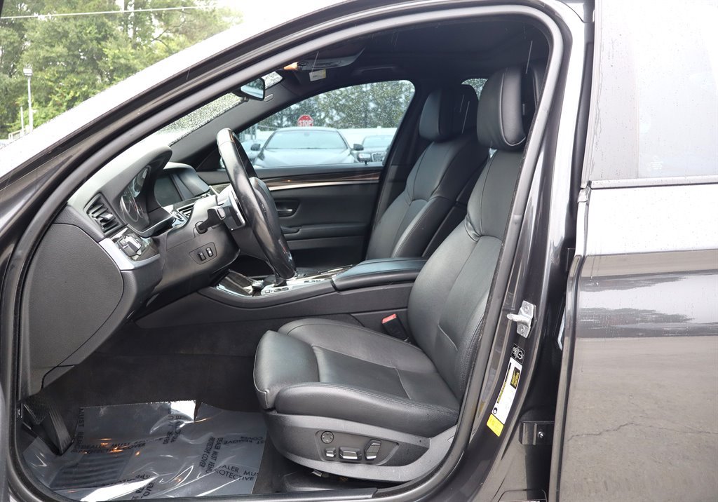 Used 2013 BMW 550i Sedan RWD image 13