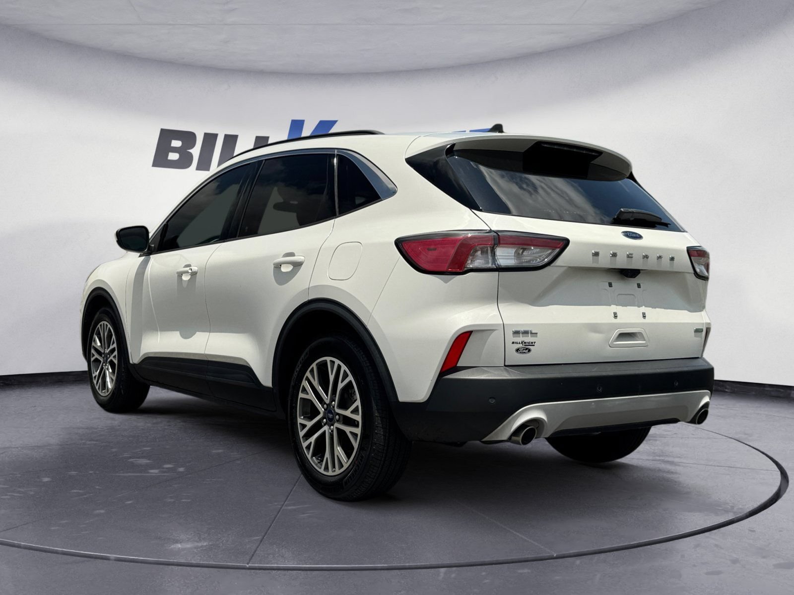Used 2020 Ford Escape SEL FWD image 2