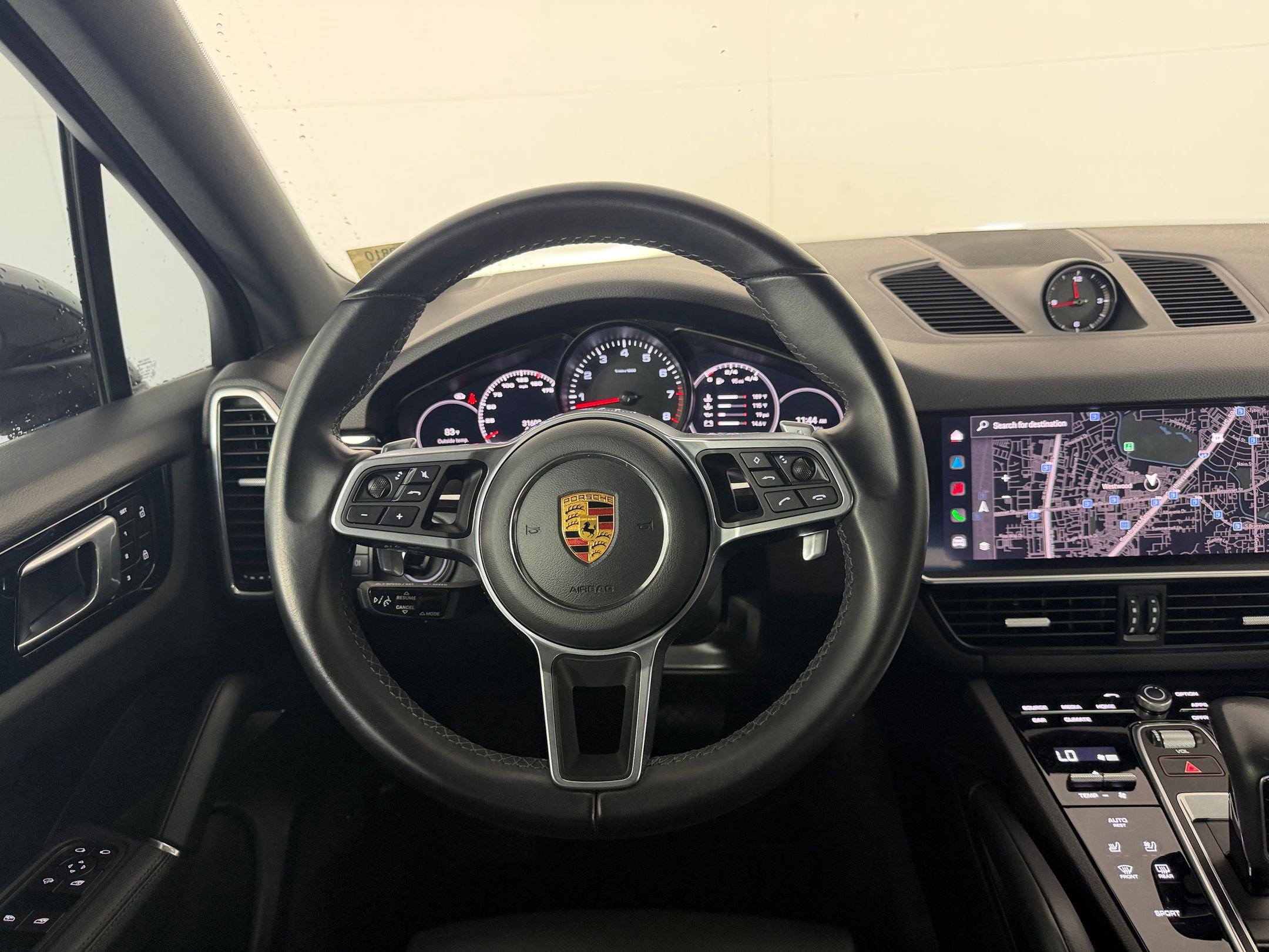 Used 2022 Porsche Cayenne AWD/4WD image 31