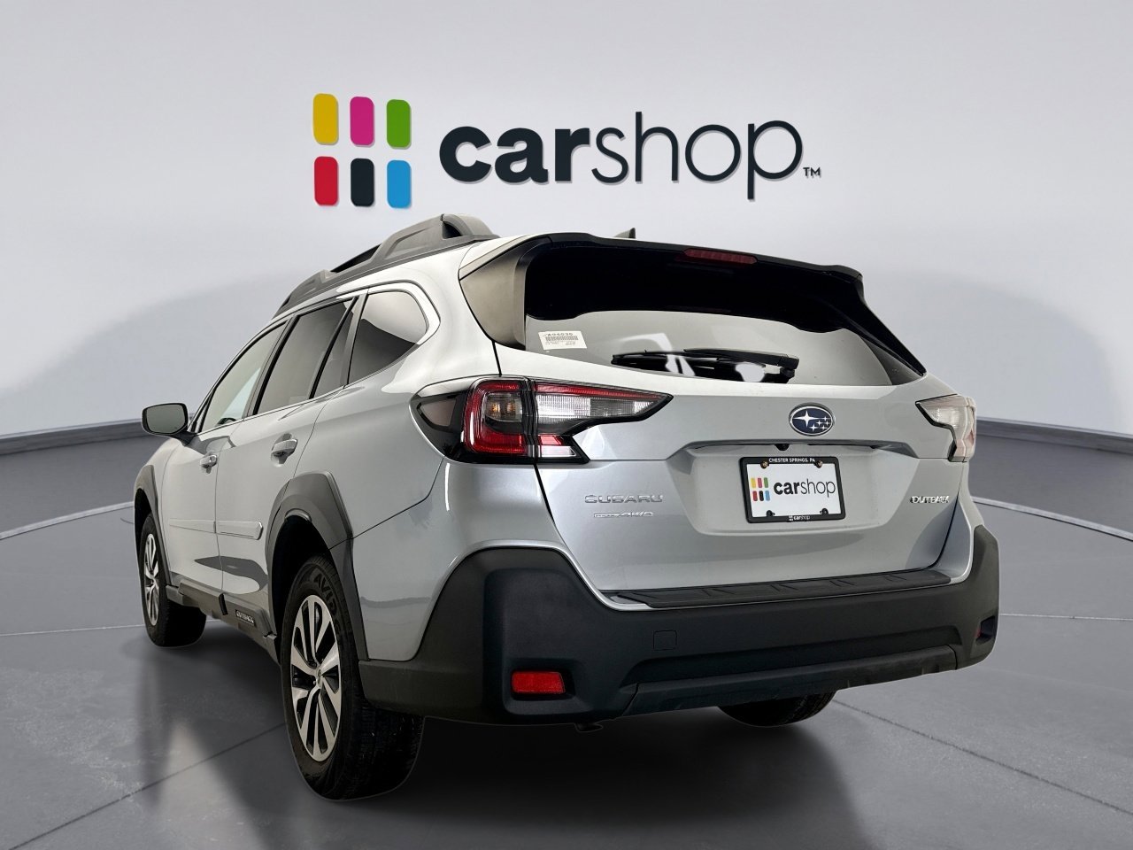 Used 2023 Subaru Outback Premium image 3