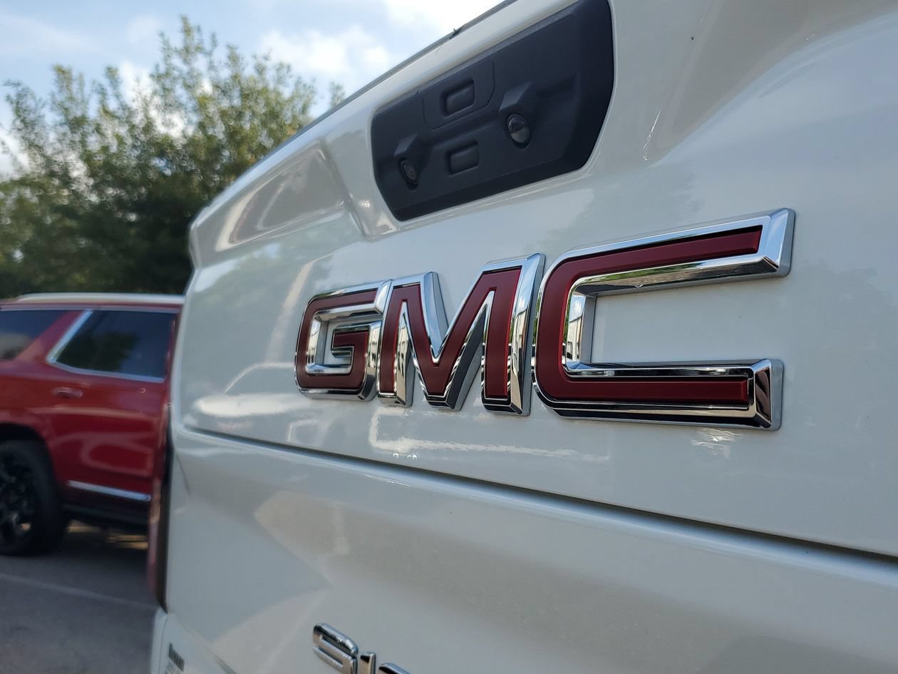 Used 2022 GMC Sierra 2500 SLE w/ SLE Convenience Package AWD/4WD image 6