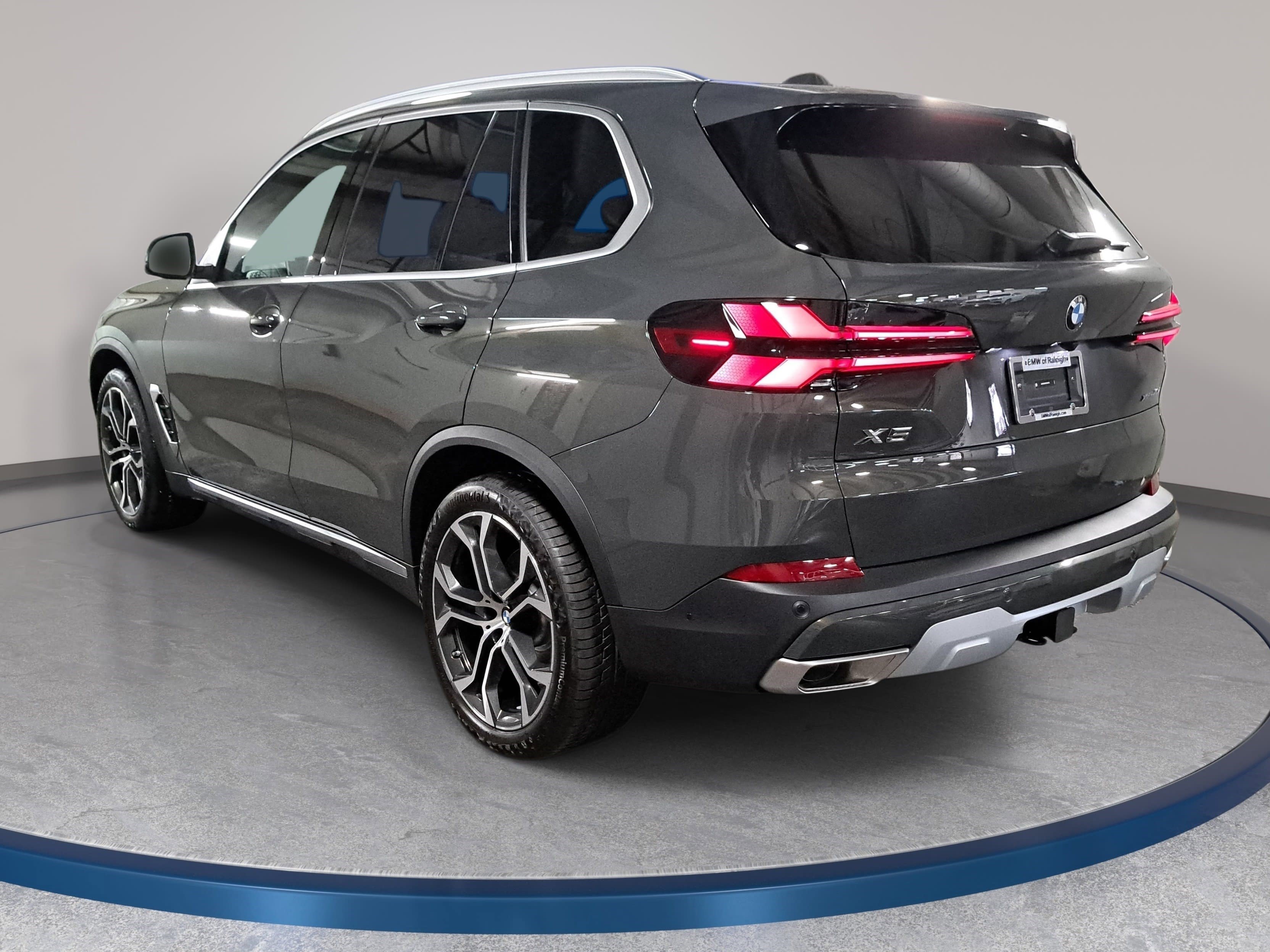 New 2026 BMW X5 xDrive40i w/ Climate Comfort Package AWD/4WD image 7