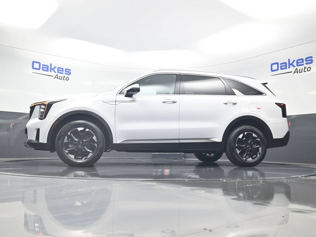 Certified 2026 Kia Sorento S AWD/4WD image 43