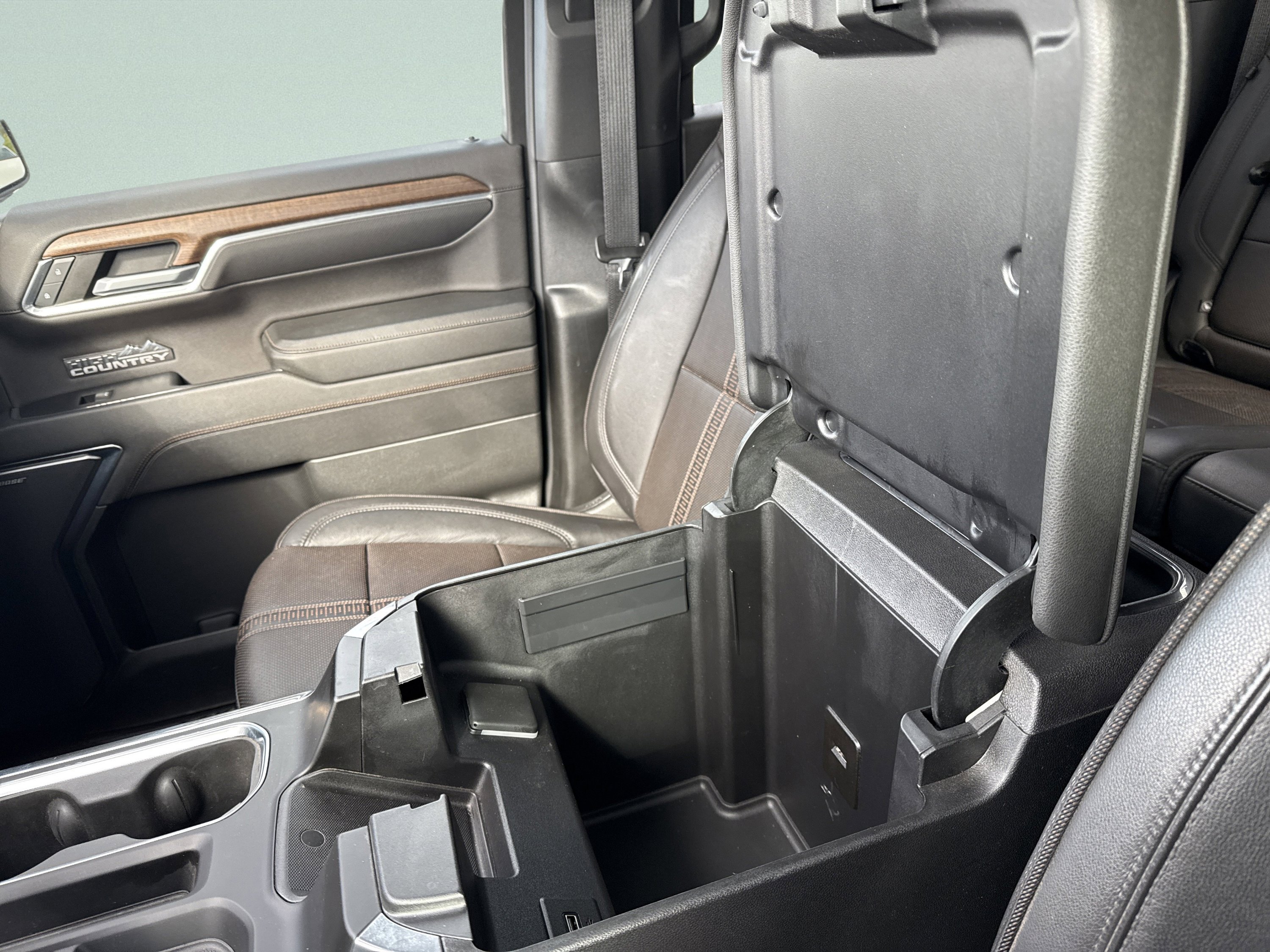 Used 2023 Chevrolet Silverado 1500 High Country AWD/4WD image 15