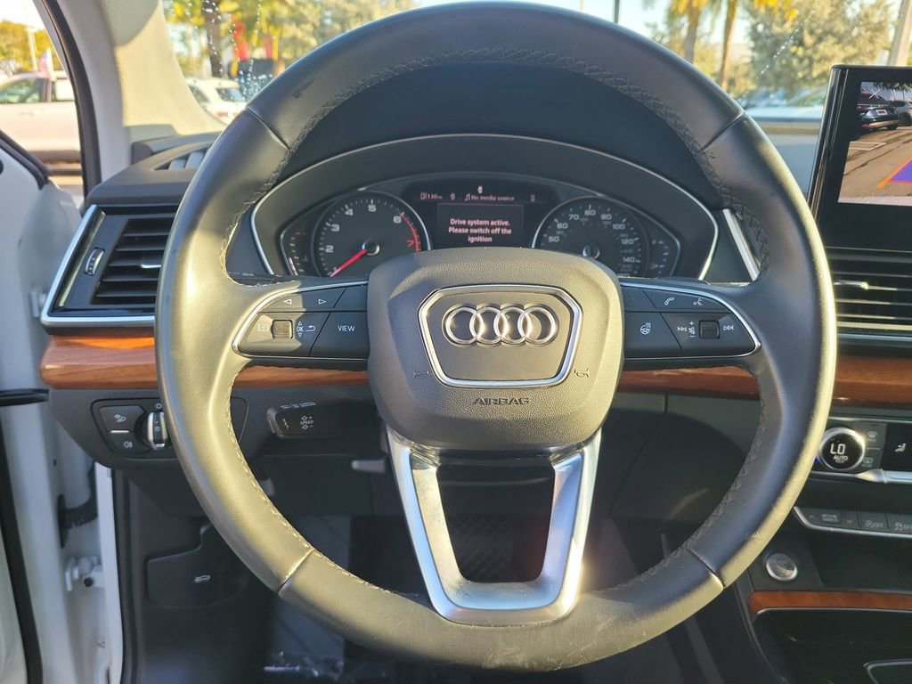 Used 2022 Audi Q5 2.0T Premium w/ Convenience Package image 18
