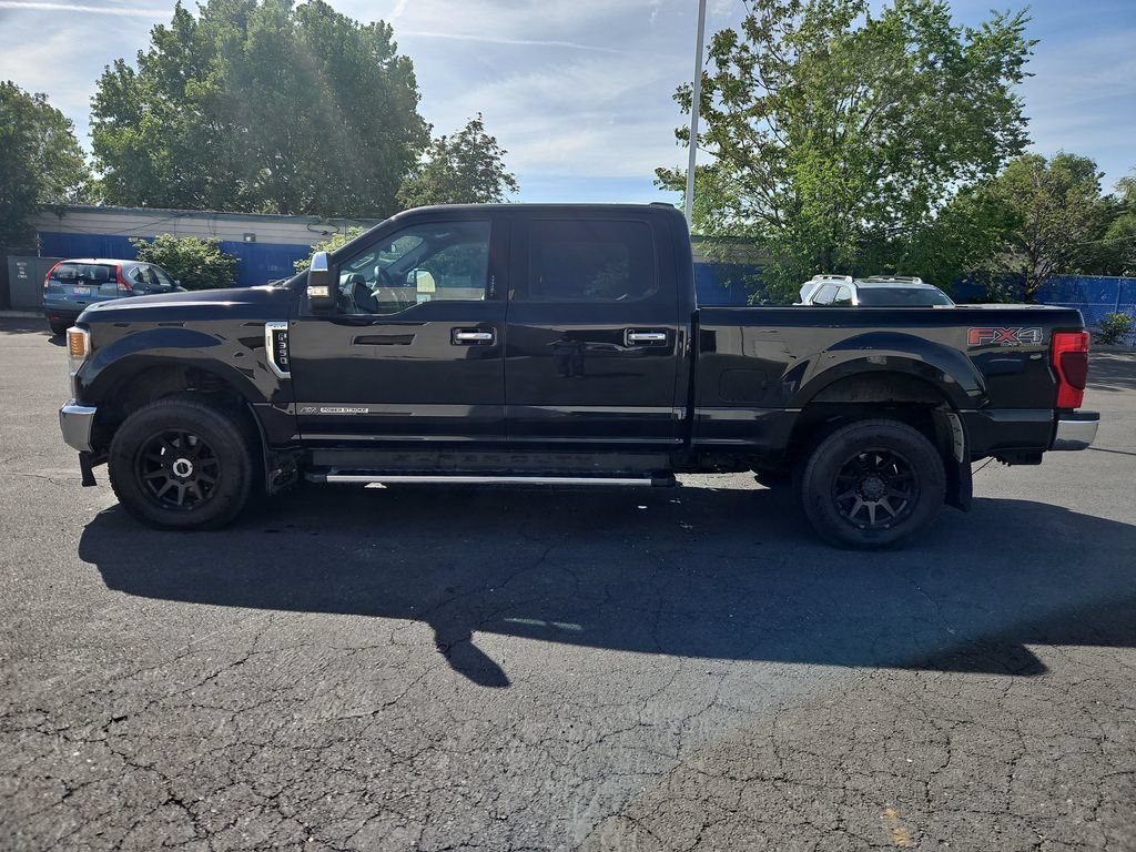 Used 2022 Ford F350 XLT w/ XLT Premium Package AWD/4WD image 2