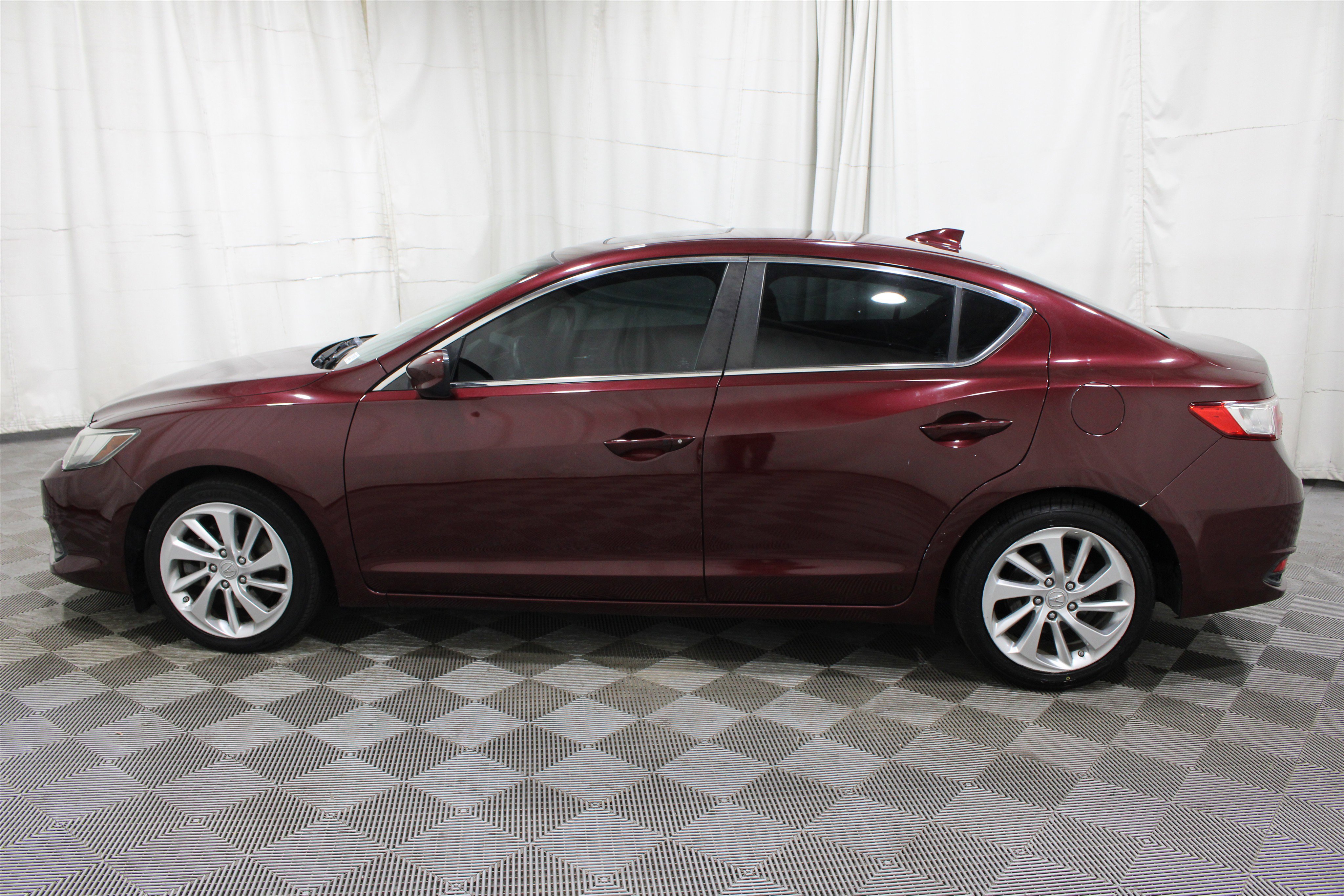 Used 2016 Acura ILX FWD image 32